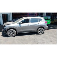 Nissan Xtrail T32 Fuel Door